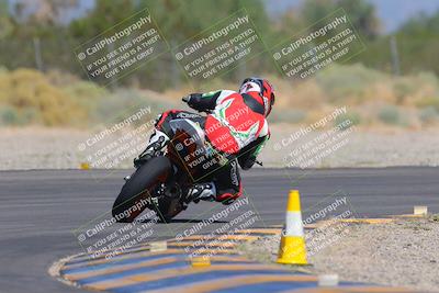 media/Sep-25-2023-Moto Forza (Mon) [[81ffa65e0a]]/B-C Group/Session 4 (Turn 2 Backside)/